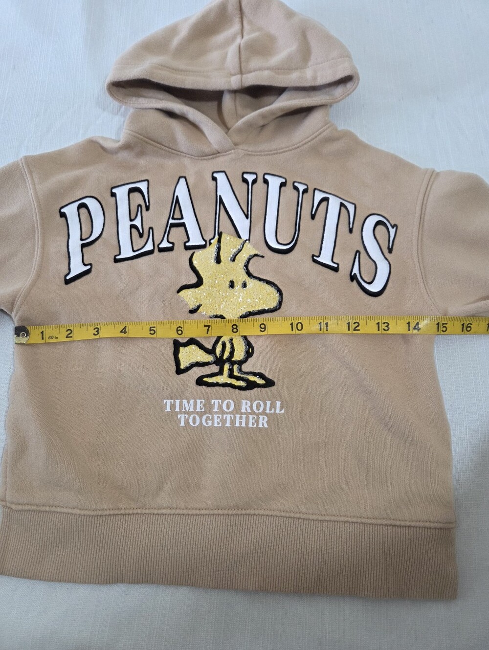 Zara Peanuts Beige Peanuts Hoodie with Yellow Woodstock Graphic 4t/5t - Picture 4 of 6